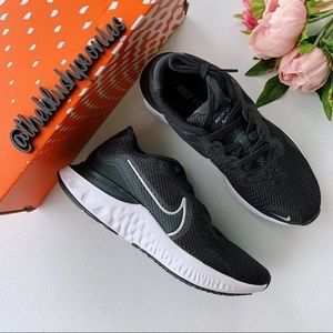 Nike Renew Run Running Shoe NWT